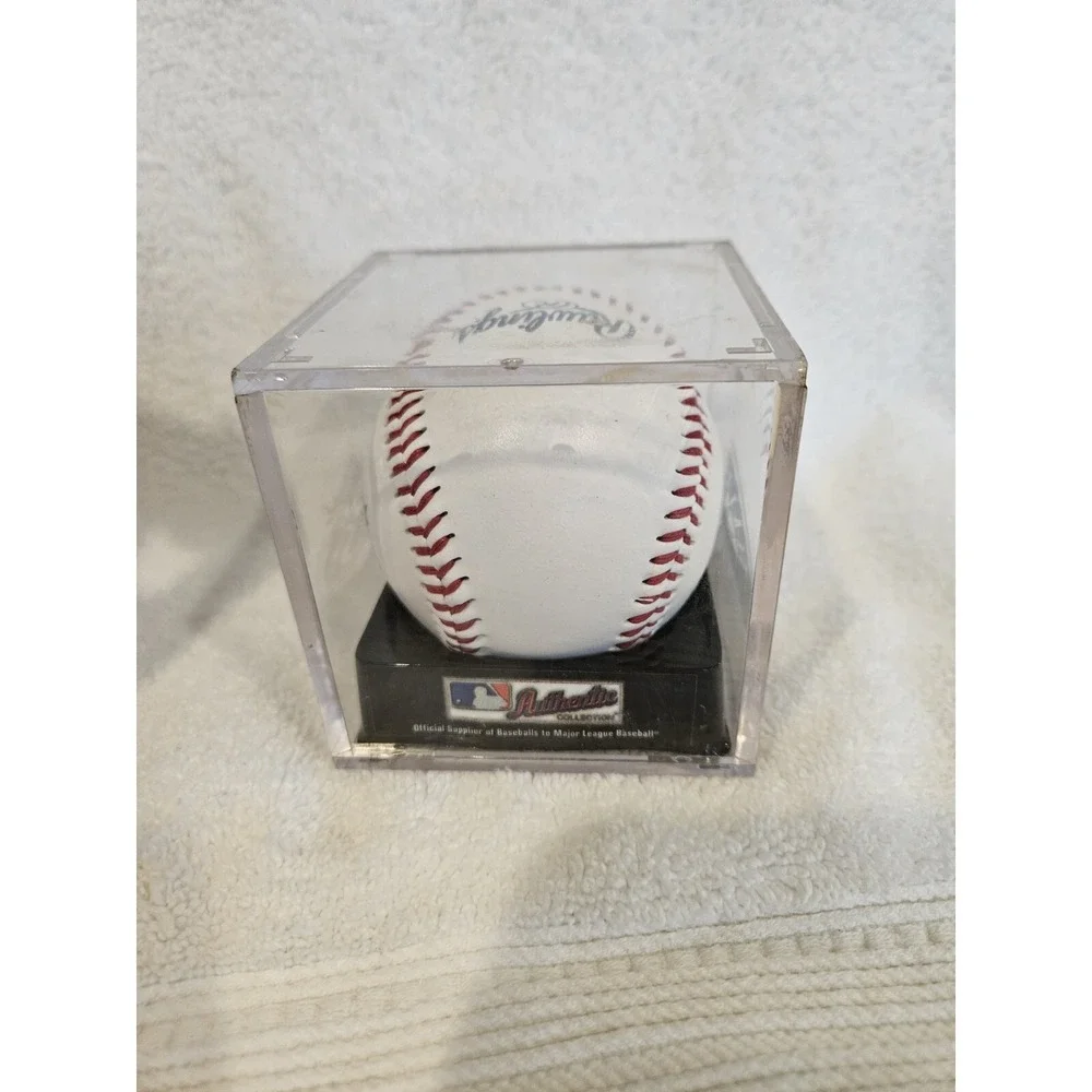 Rawlings Official MLB 2002 Game Ball (SEATTLE) Baseball, New‎ in box